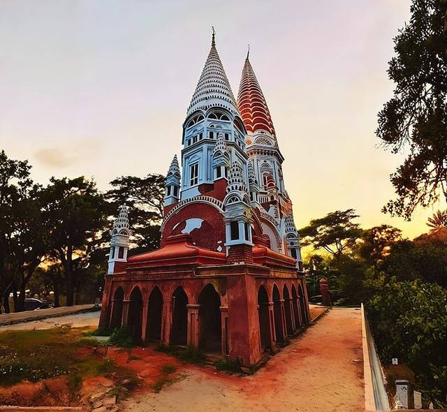 সোনারং জোড়া মঠ, মুন্সীগঞ্জ
