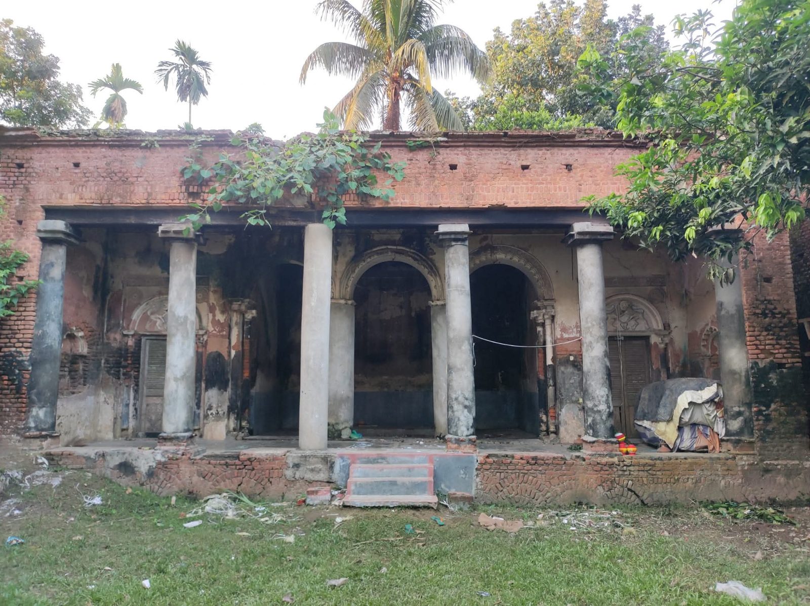 উজানচর জমিদার বাড়ি: ছবি ৪