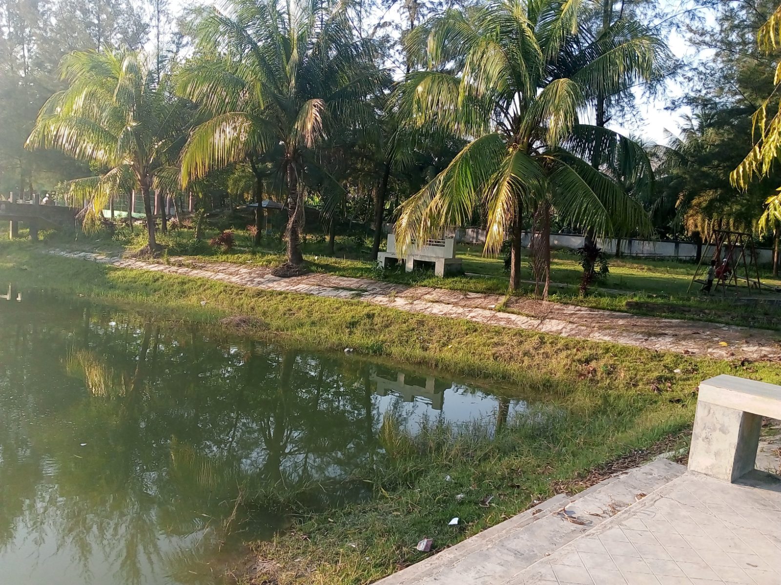 ডিসি পার্ক: ছবি ৭