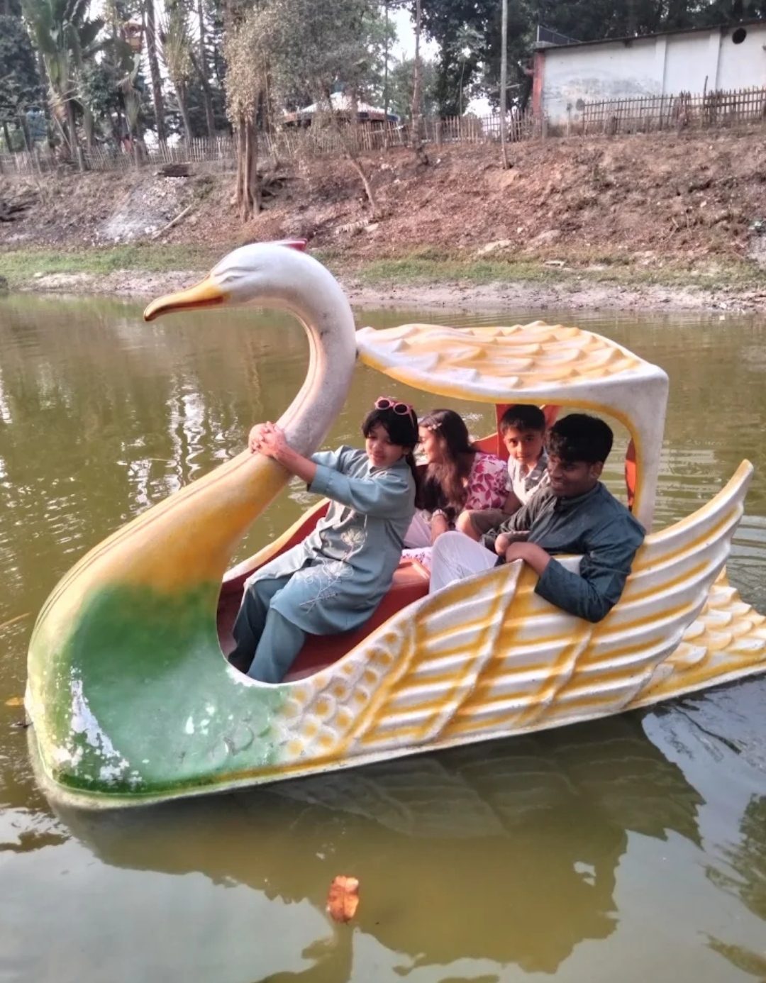ফান সিটি অ্যামিউজমেন্ট পার্ক: ছবি ৬