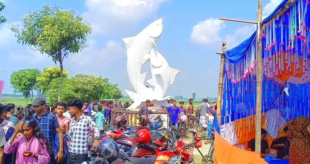 বুড়ির বাঁধ মৎস্য চত্বর, ঠাকুরগাঁও, ঠাকুরগাঁও সদর - আকচা ও চিলারং ইউনিয়নের সংযোগস্থল, ঠাকুরগাঁও
