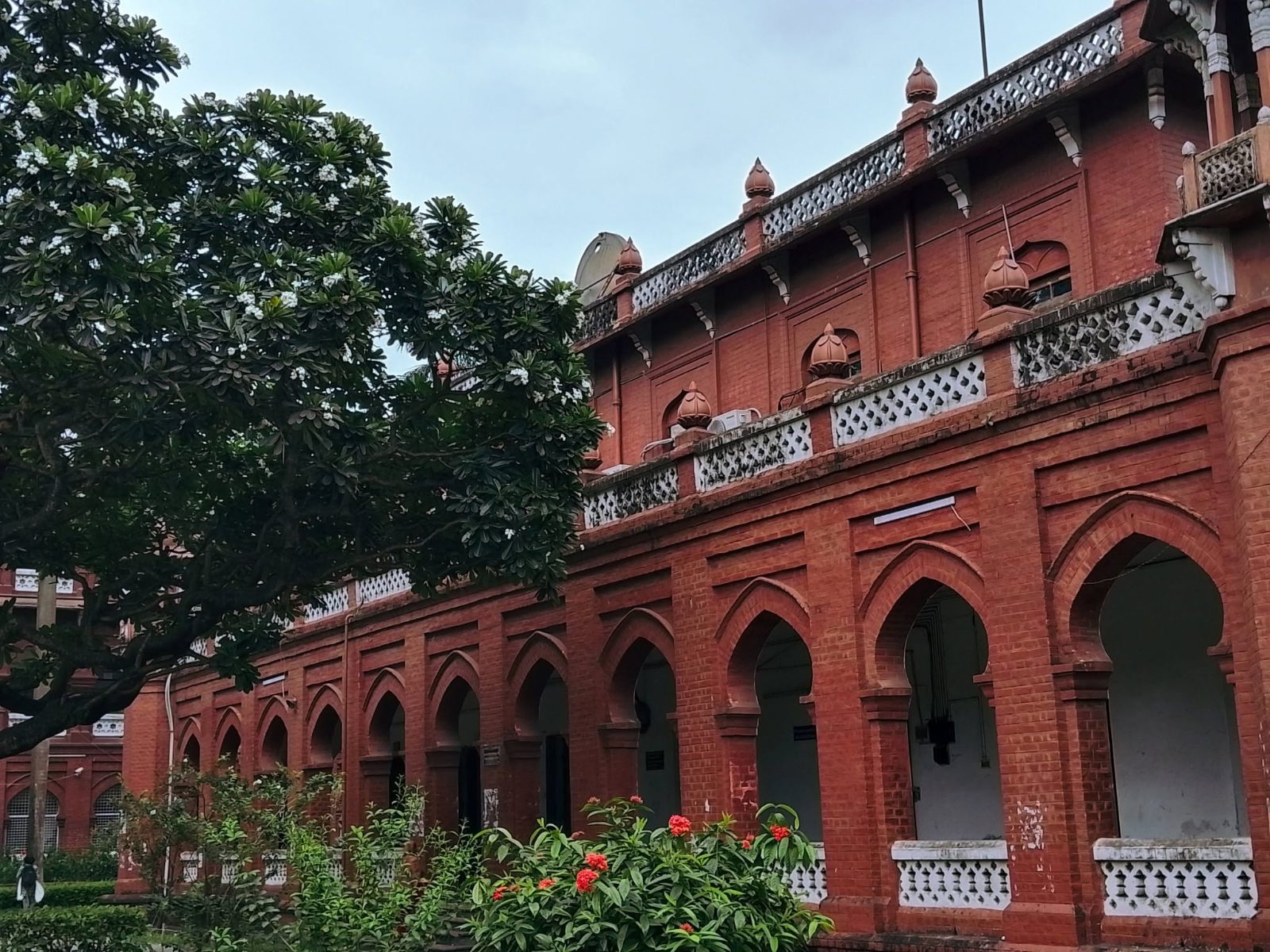 কার্জন হল (Curzon Hall): ছবি ৪