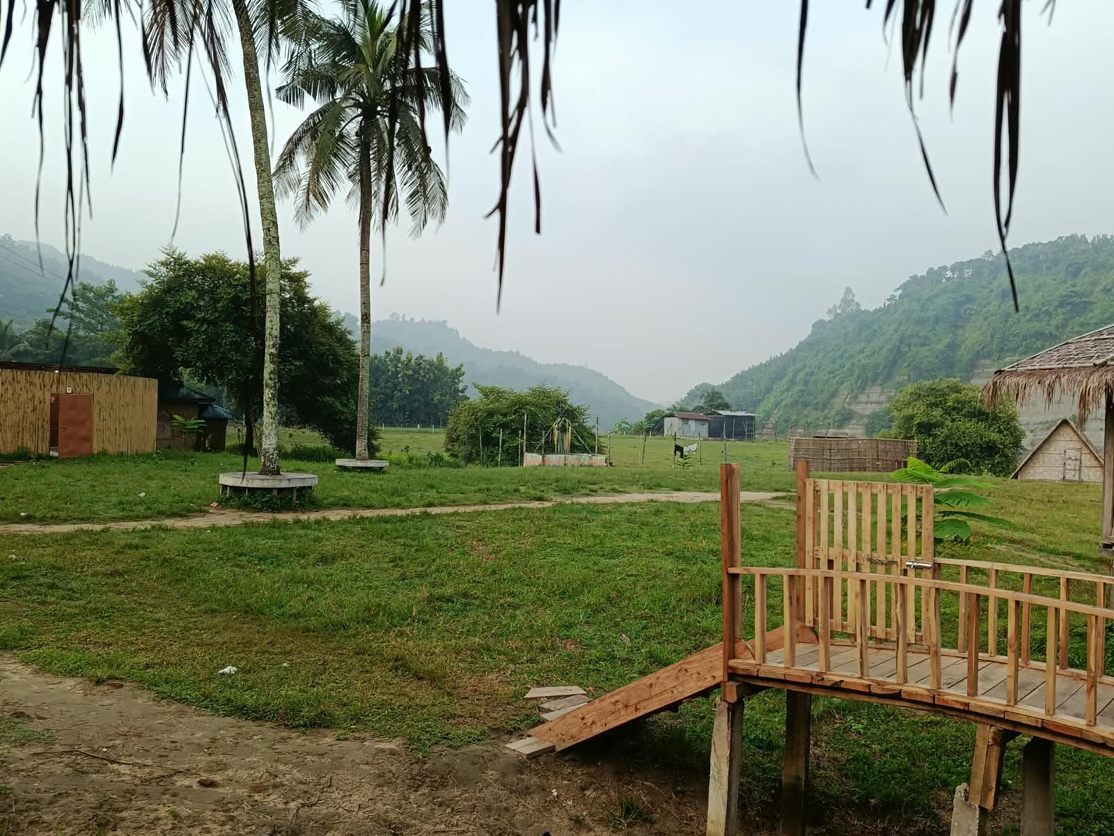 হোয়াইটপিক স্টেশন: ছবি ৯