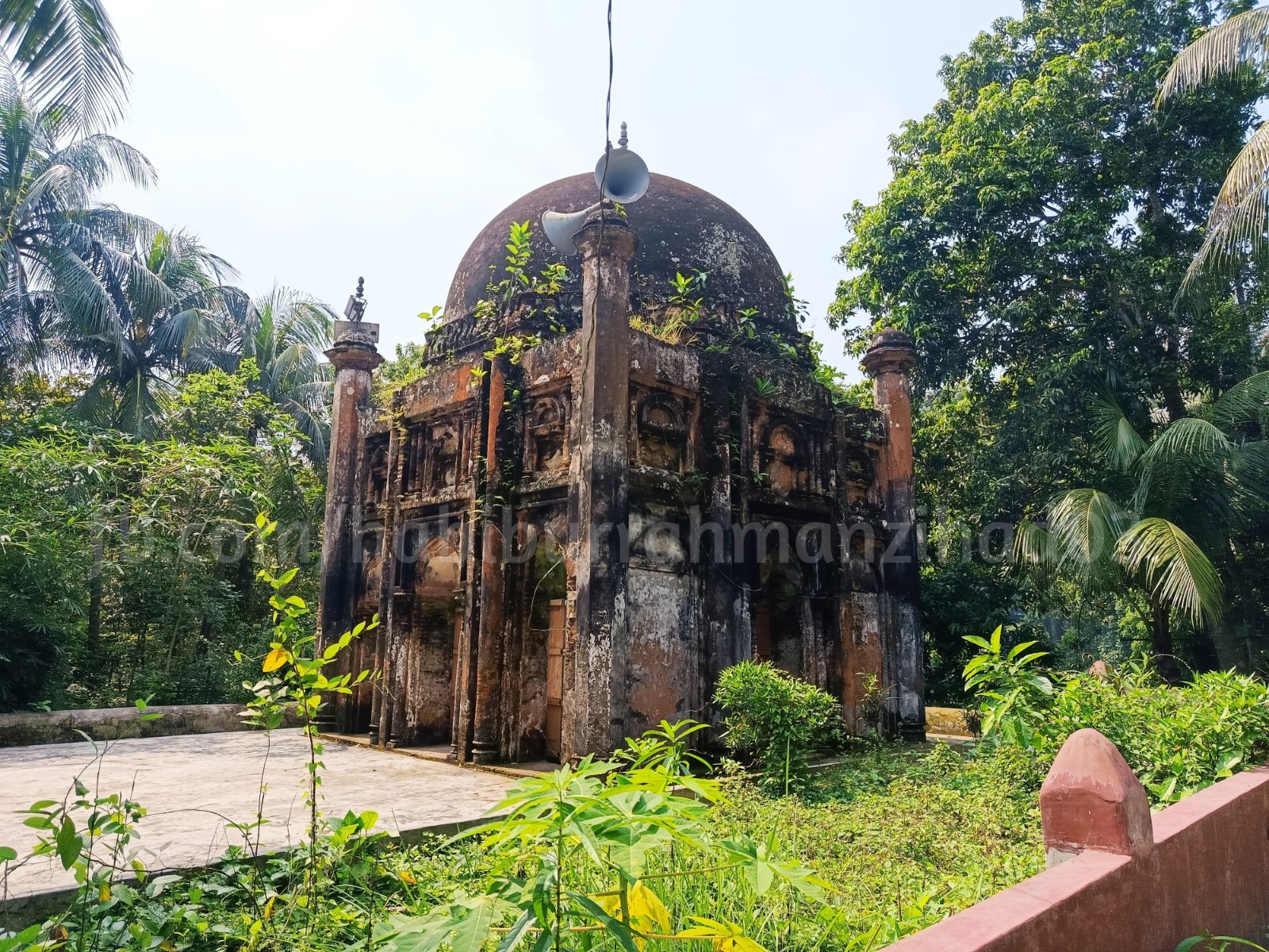 জ্বীন মসজিদ: ছবি ৫