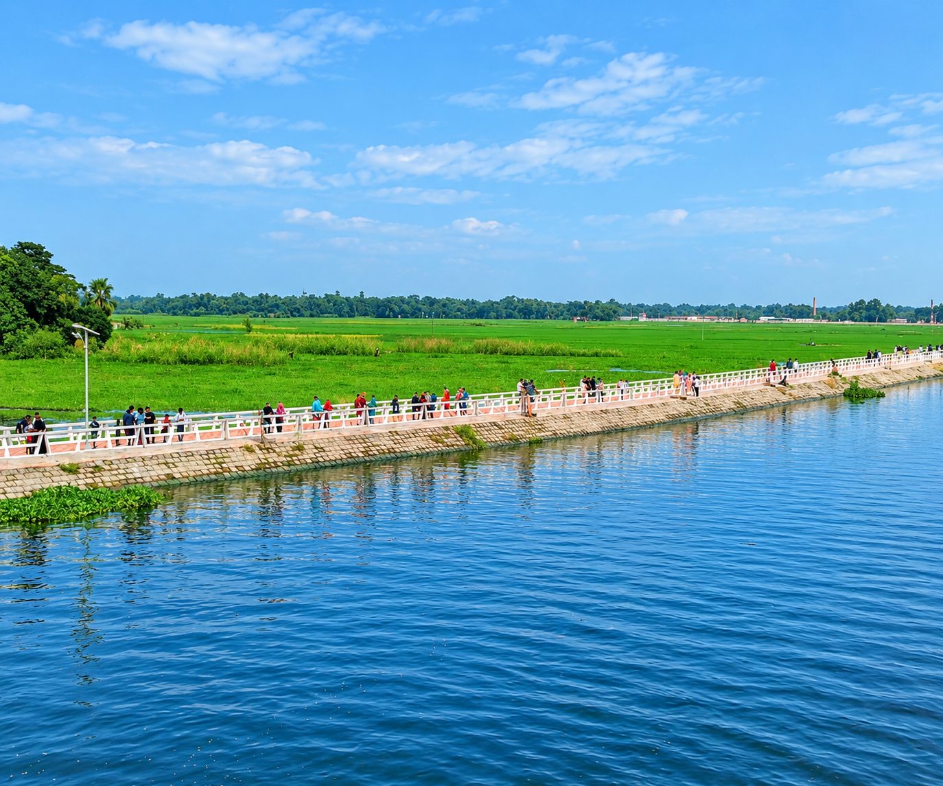 শাহরাস্তি ওয়াকওয়ে: ছবি ৫