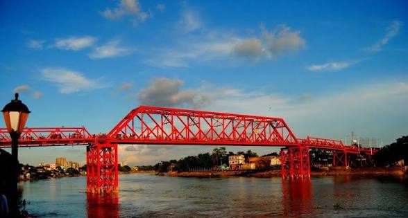 ক্বীন ব্রিজ ( সিলেট ), সুরমা নদীর উপর অবস্থিত, সিলেট