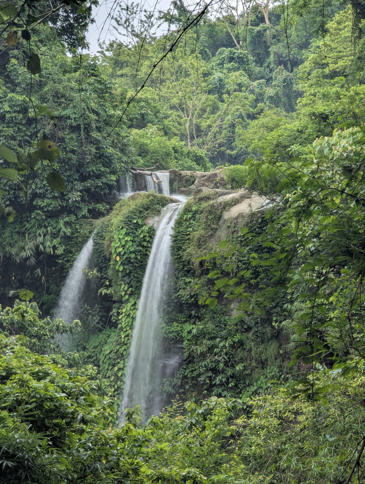 সুপ্তধারা জলপ্রপাত (Suptadhara Waterfall): ছবি ৫