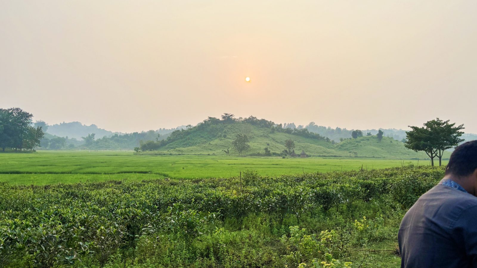 হাজারীখিল মিনি কাশ্মির, হাজারীখিল বাজার,বিবির হাট,ফটিকছড়ি, চট্টগ্রাম, চট্টগ্রাম