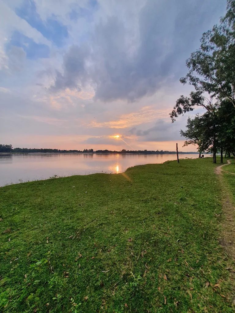 ময়নামতির চর: ছবি ৯