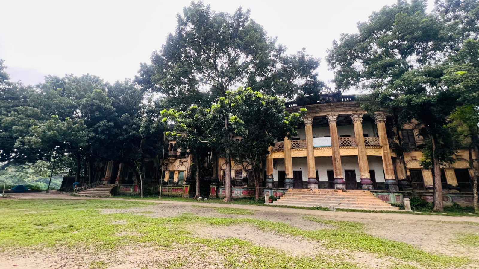 বেতিলা জমিদার বাড়ি: ছবি ২