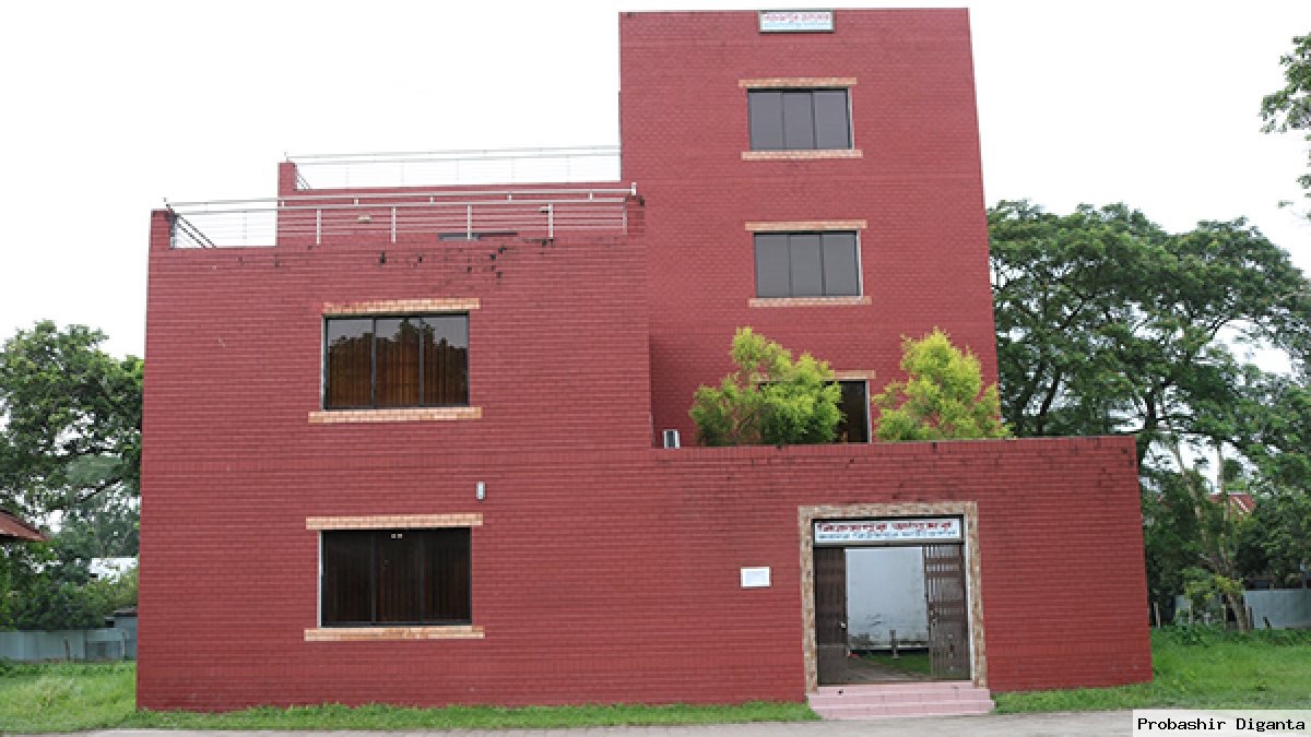 বিক্রমপুর জাদুঘর: ছবি ৩