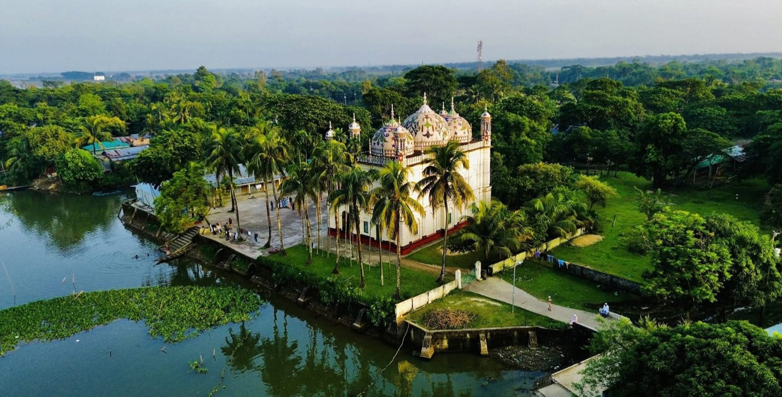 পাগলা জামে মসজিদ: ছবি ৩