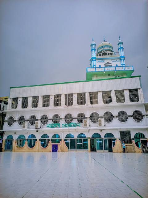 শহীদী মসজিদ: ছবি ৪