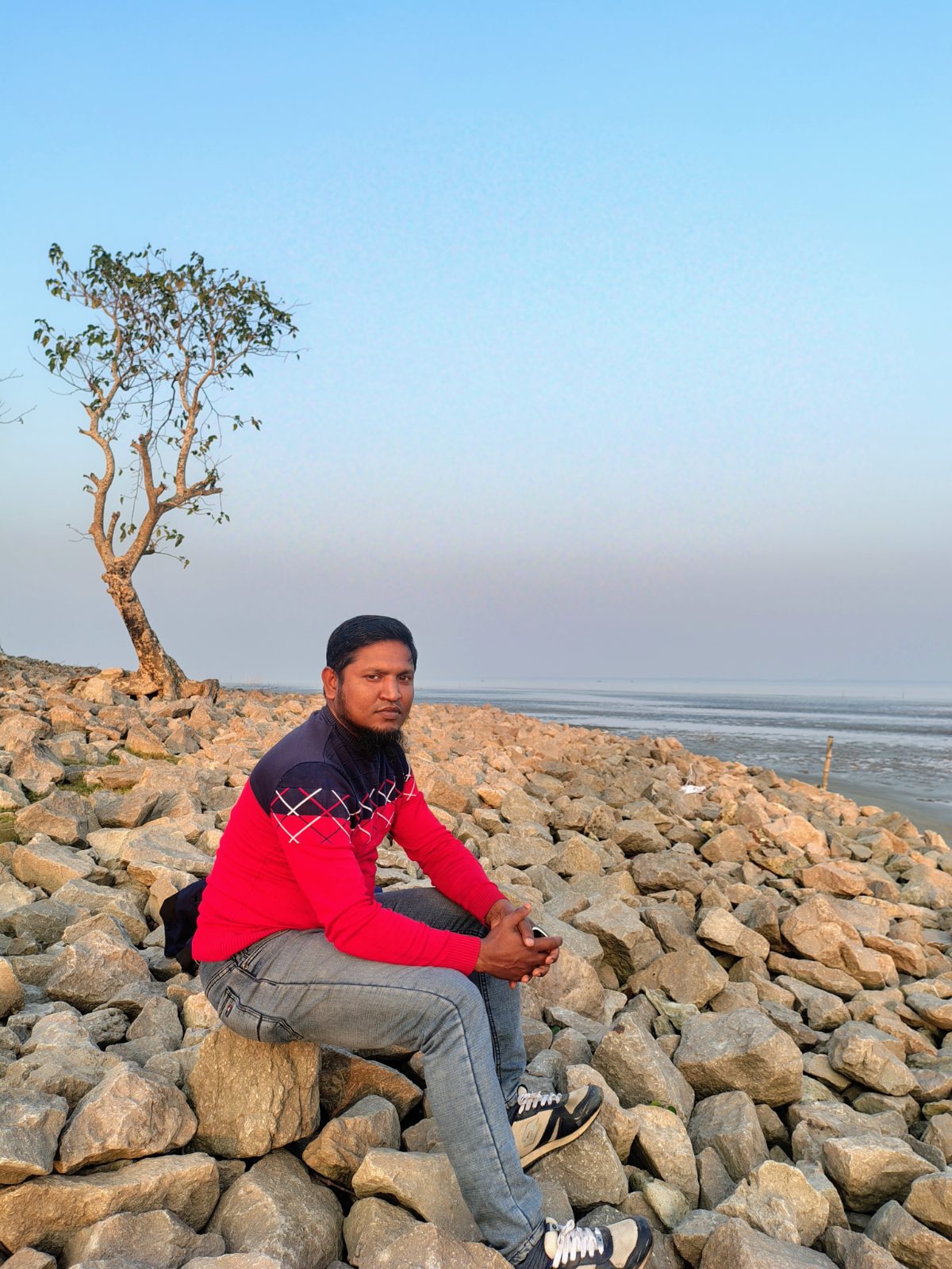 ধুলাসার সি-বিচ: ছবি ৩