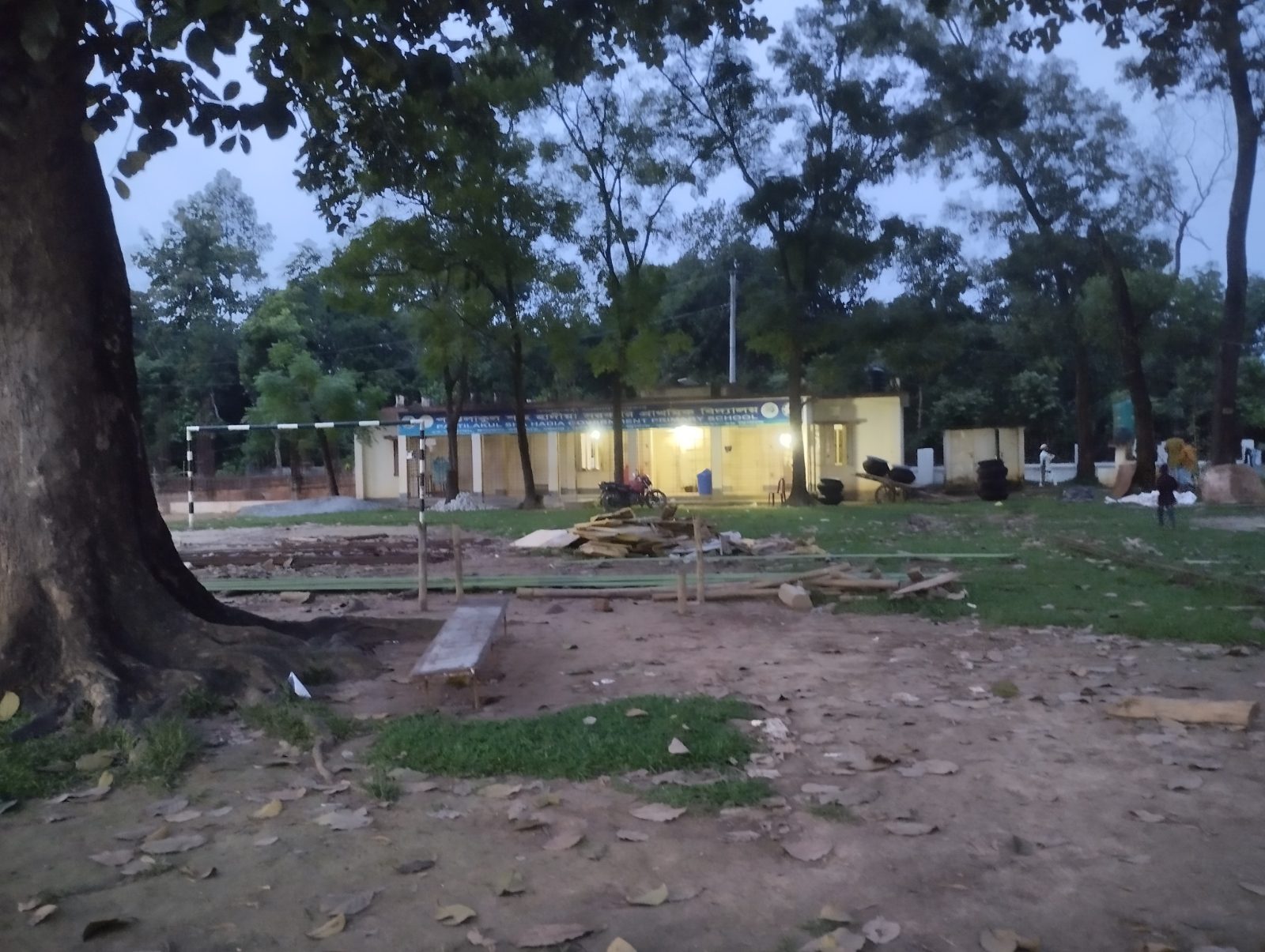 হাদীনগর: ছবি ৩
