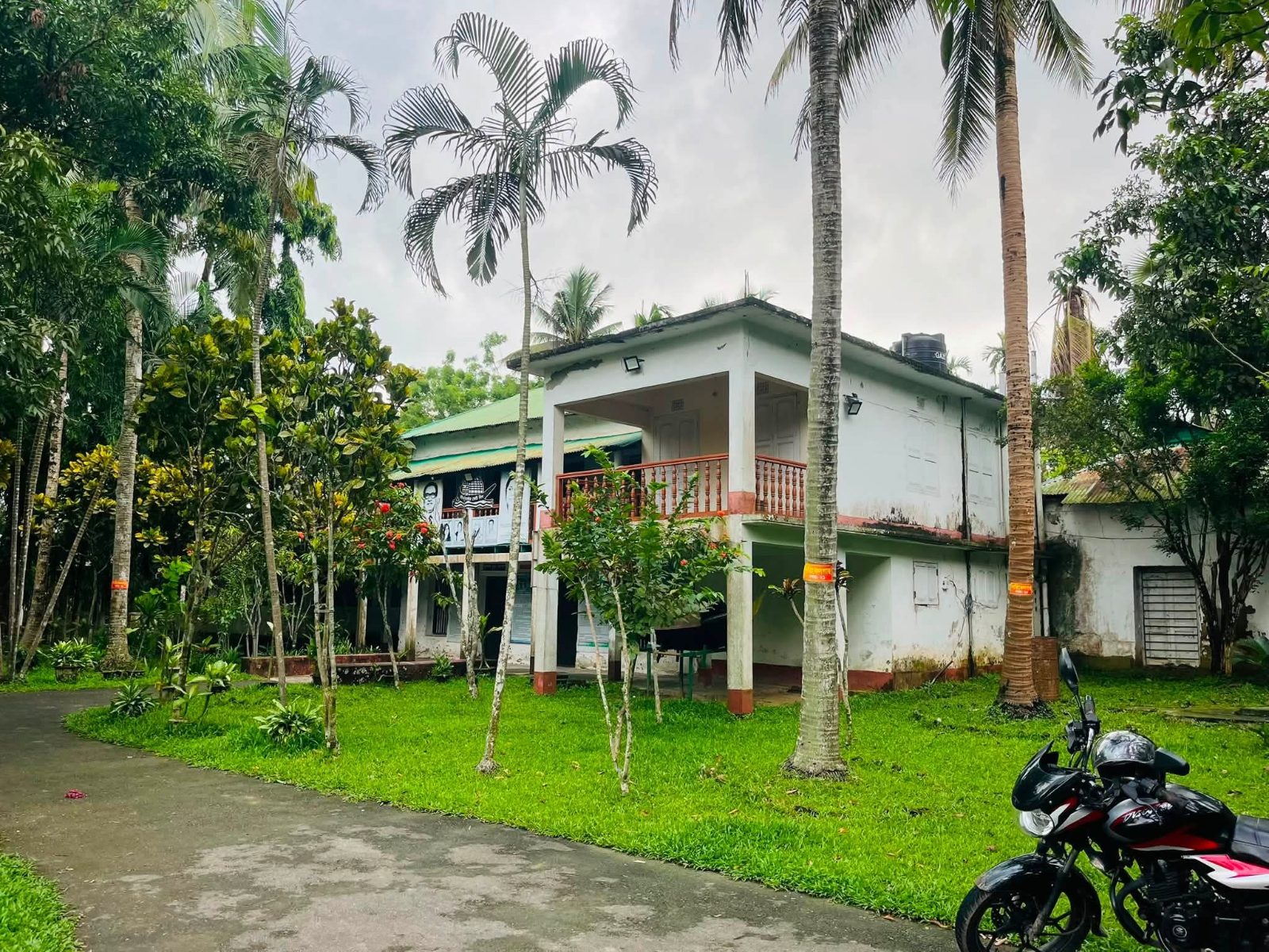 বাংলাদেশের প্রথম প্রধানমন্ত্রী বঙ্গ তাজ তাজউদ্দীন আহমদ এর বাড়ি, কাপাসিয়া উপজেলা, দরদরিয়া গ্রাম, গাজীপুর