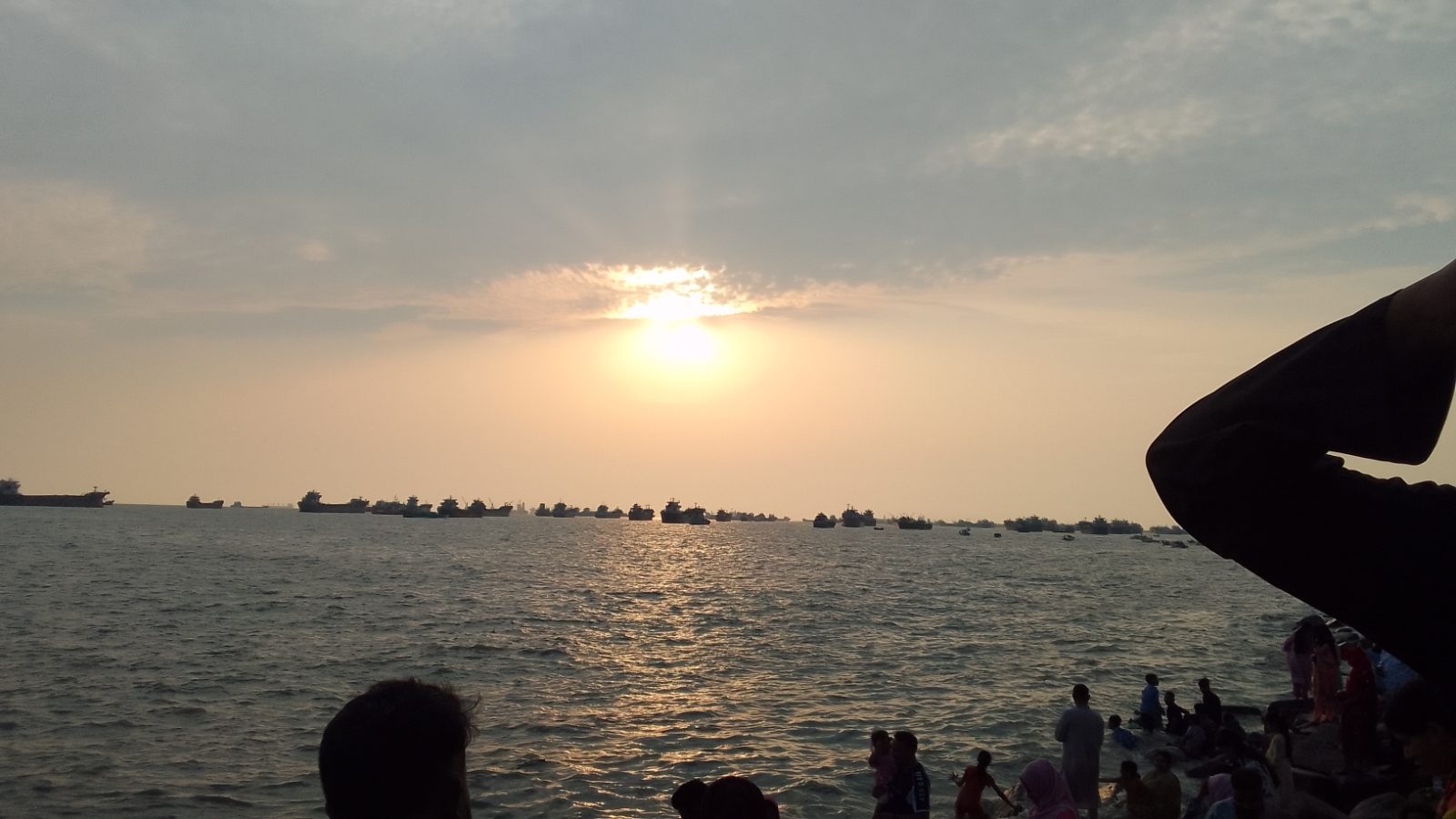 গুচ্ছগ্রাম: ছবি ৩
