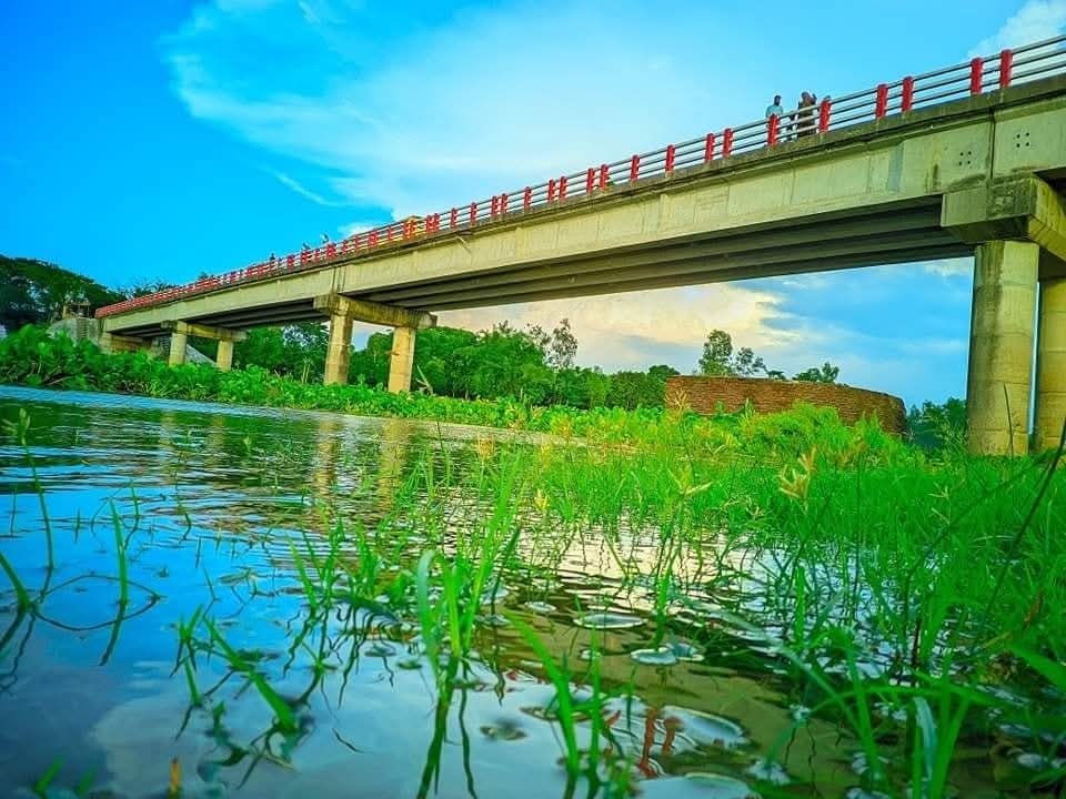 বড়দহ সেতু  কাজলা: ছবি ৪