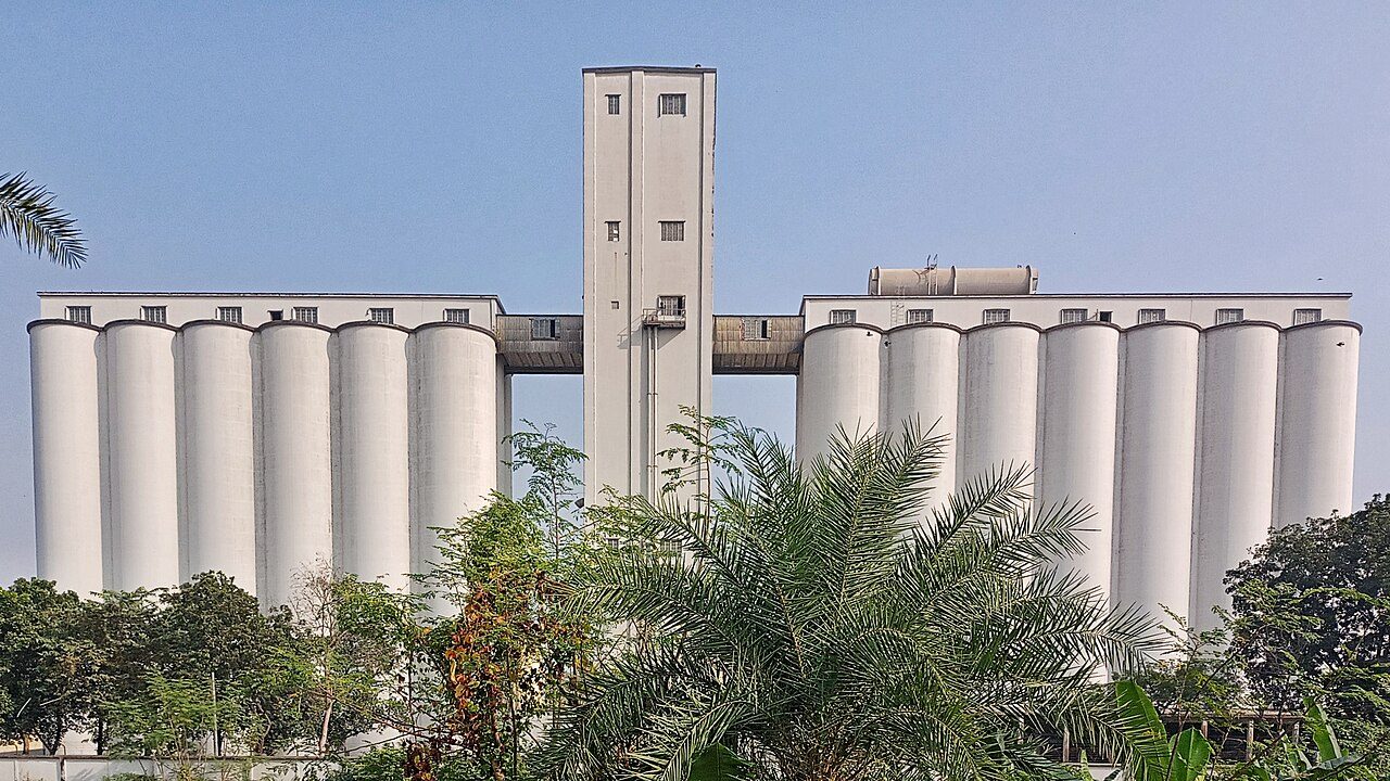 সান্তাহার সাইলো: ছবি ৪