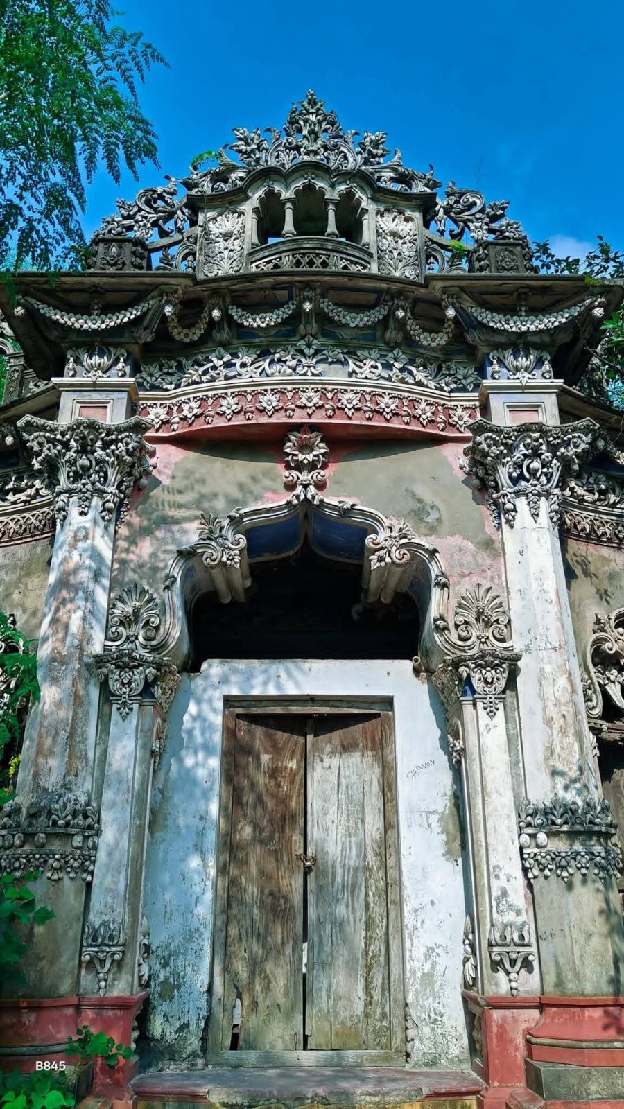 শতবর্ষী লক্ষণ সাহার জমিদার বাড়ি: ছবি ৪