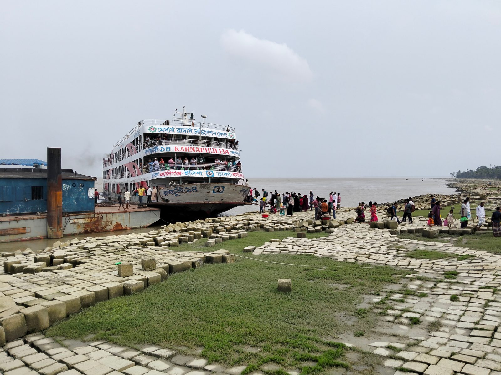 মেহেন্দিগঞ্জ জমিদার বাড়ি: ছবি ২