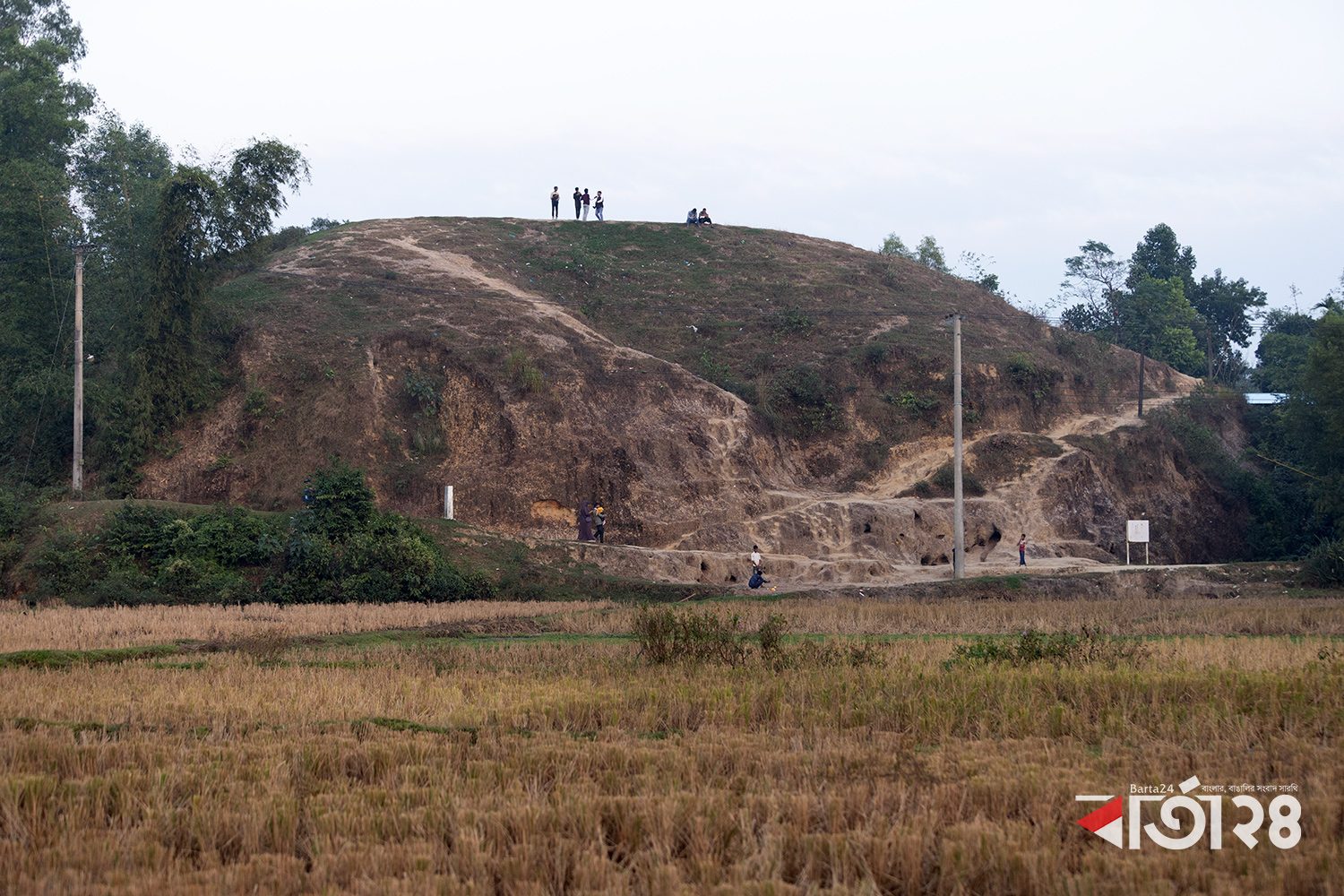 হরিপুর উৎলারপার (আগুনের পাহাড়): ছবি ৩