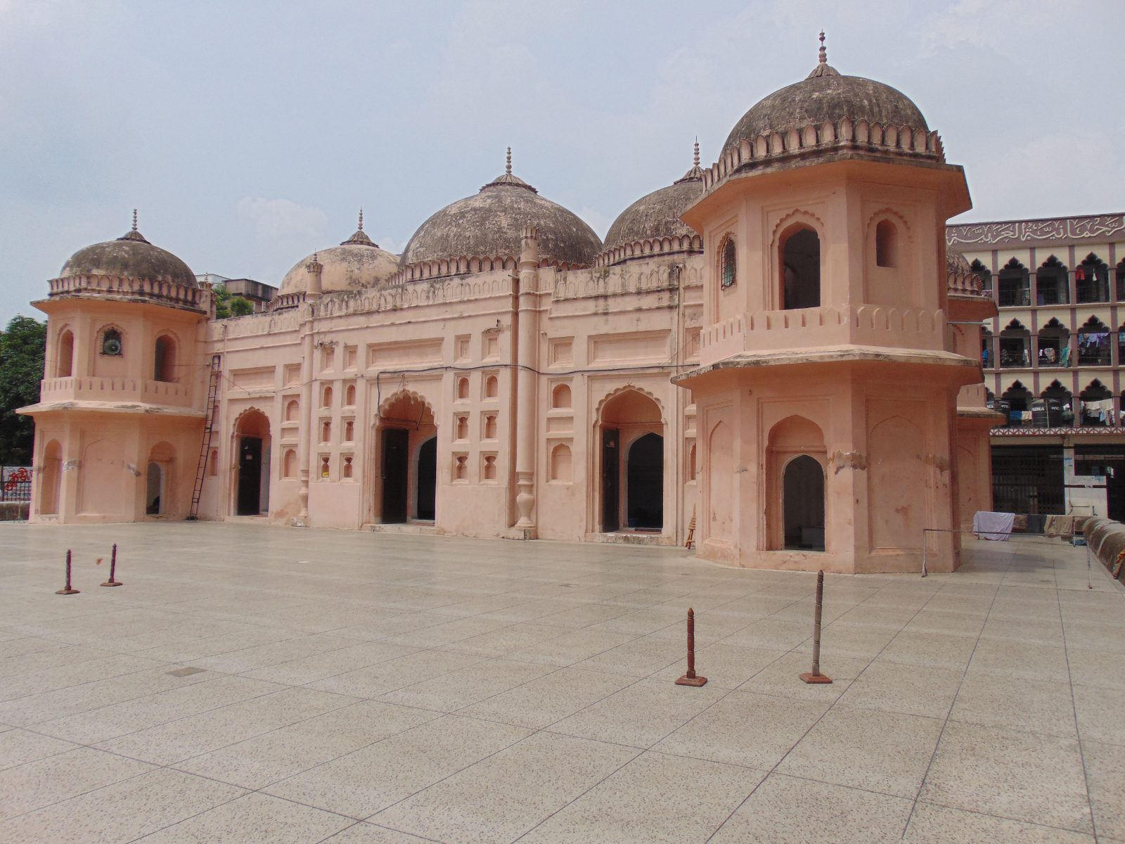 সাত গুম্বজ মসজিদ, মোহাম্মদপুর থানা, ঢাকা উত্তর সিটি কর্পোরেশন।, ঢাকা