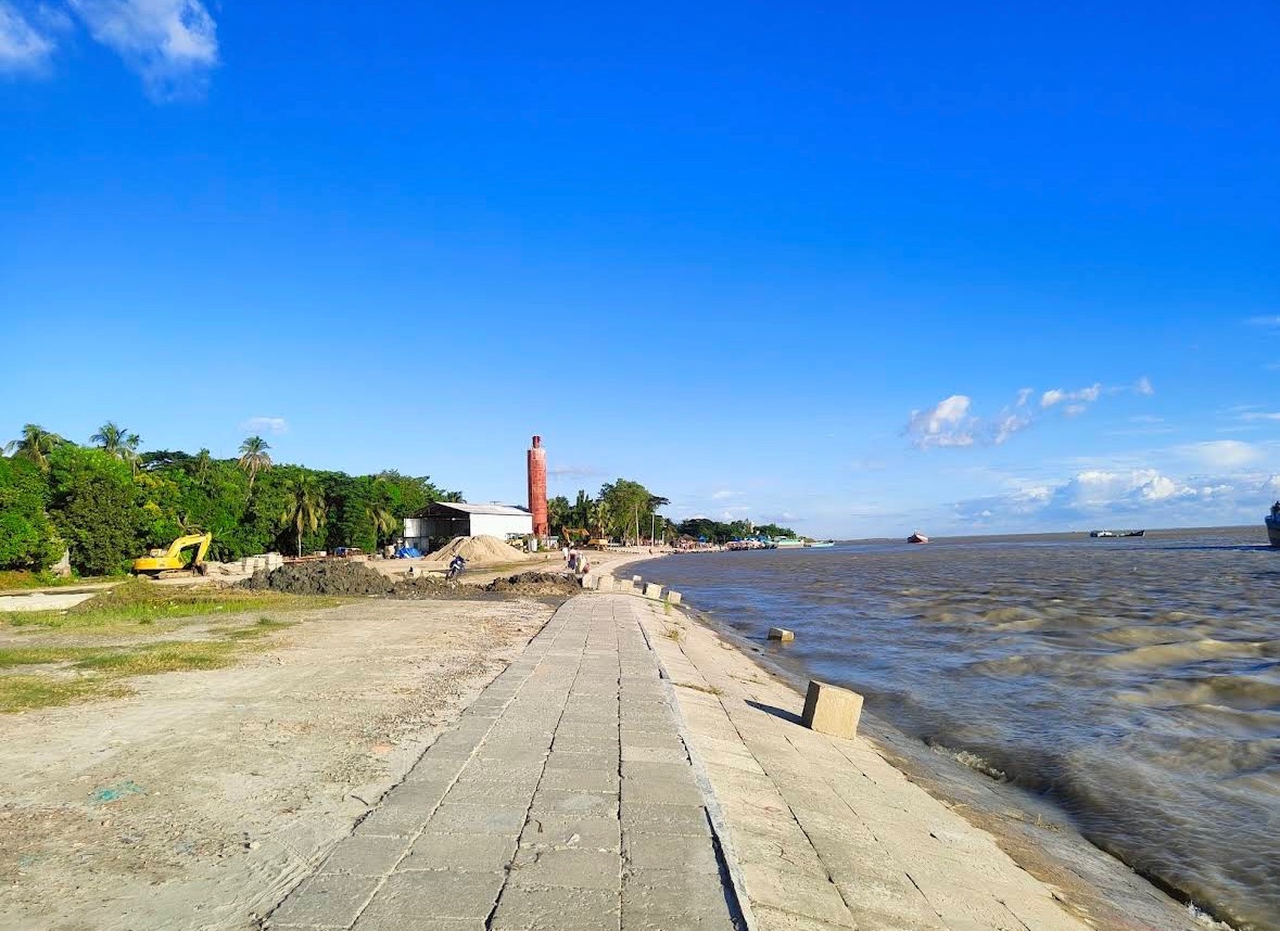 মুকসুদপুর ডাক বাংলো: ছবি ৬