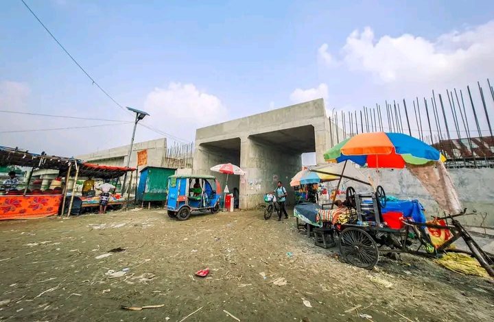 বানারীপাড়া ফেরিঘাট রোড: ছবি ৮