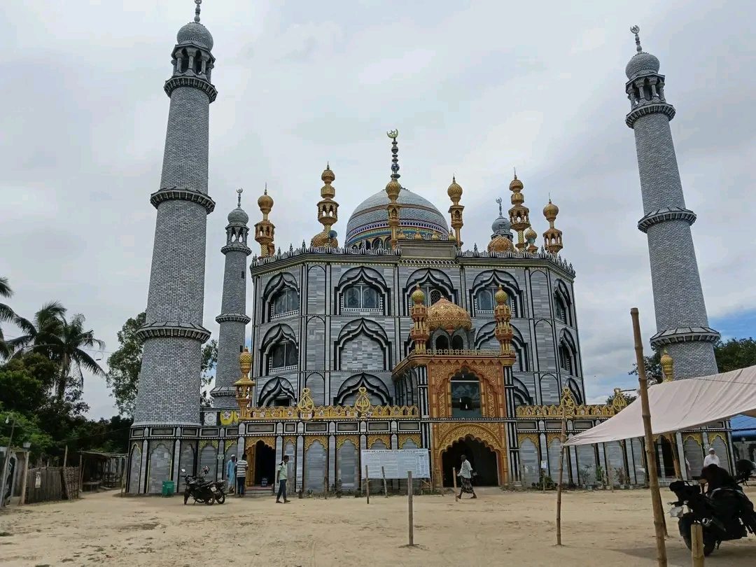আফতাবগঞ্জ জামে মসজিদ: ছবি ৪