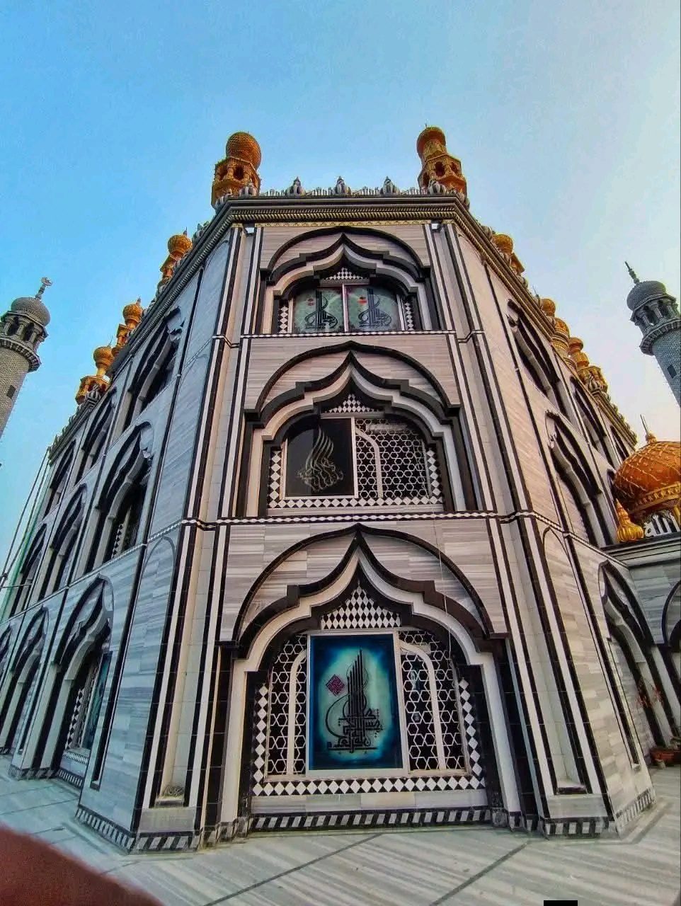আফতাবগঞ্জ জামে মসজিদ: ছবি ৫