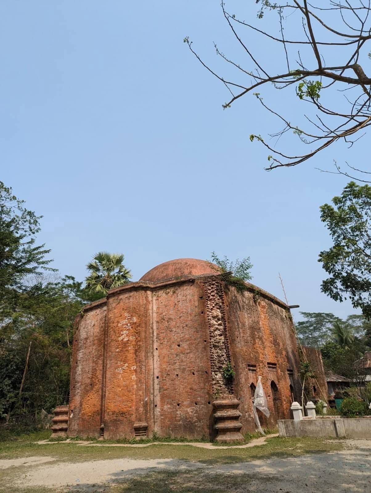 মজিদবাড়িয়া শাহী মসজিদ: ছবি ৬