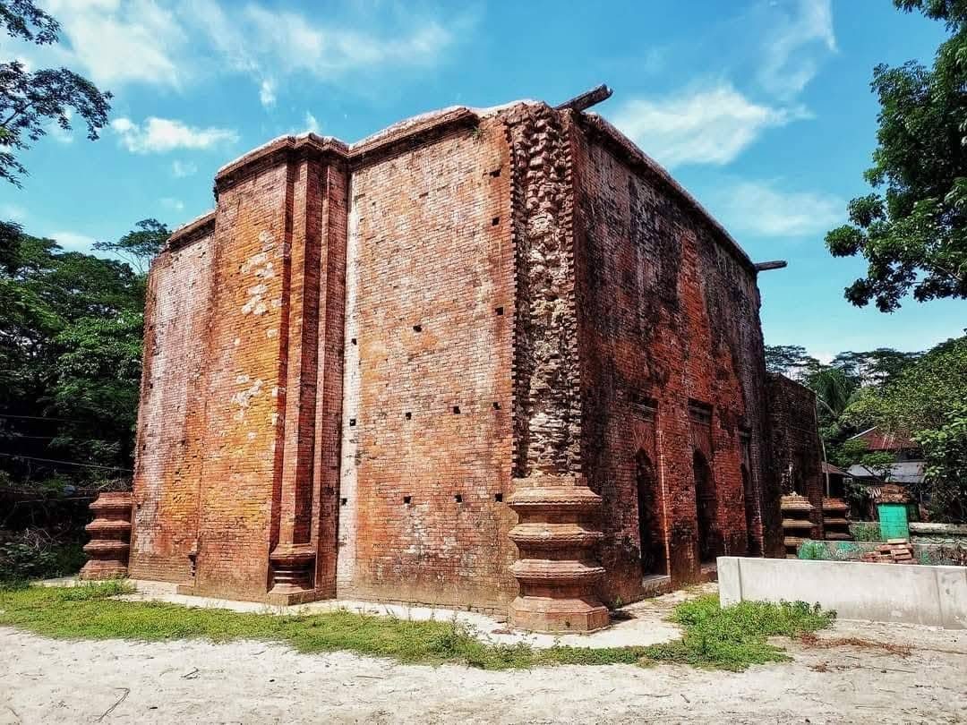 মজিদবাড়িয়া শাহী মসজিদ: ছবি ৯