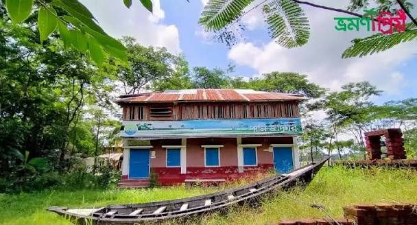 পানি জাদুঘর (এশিয়ার প্রথম পানি জাদুঘর), উপজেলা: কলাপাড়া, পটুয়াখালী