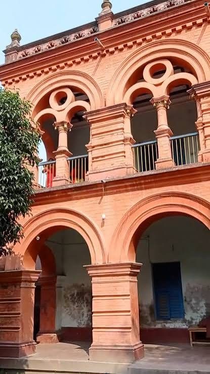 টেগর লজ: ছবি ২