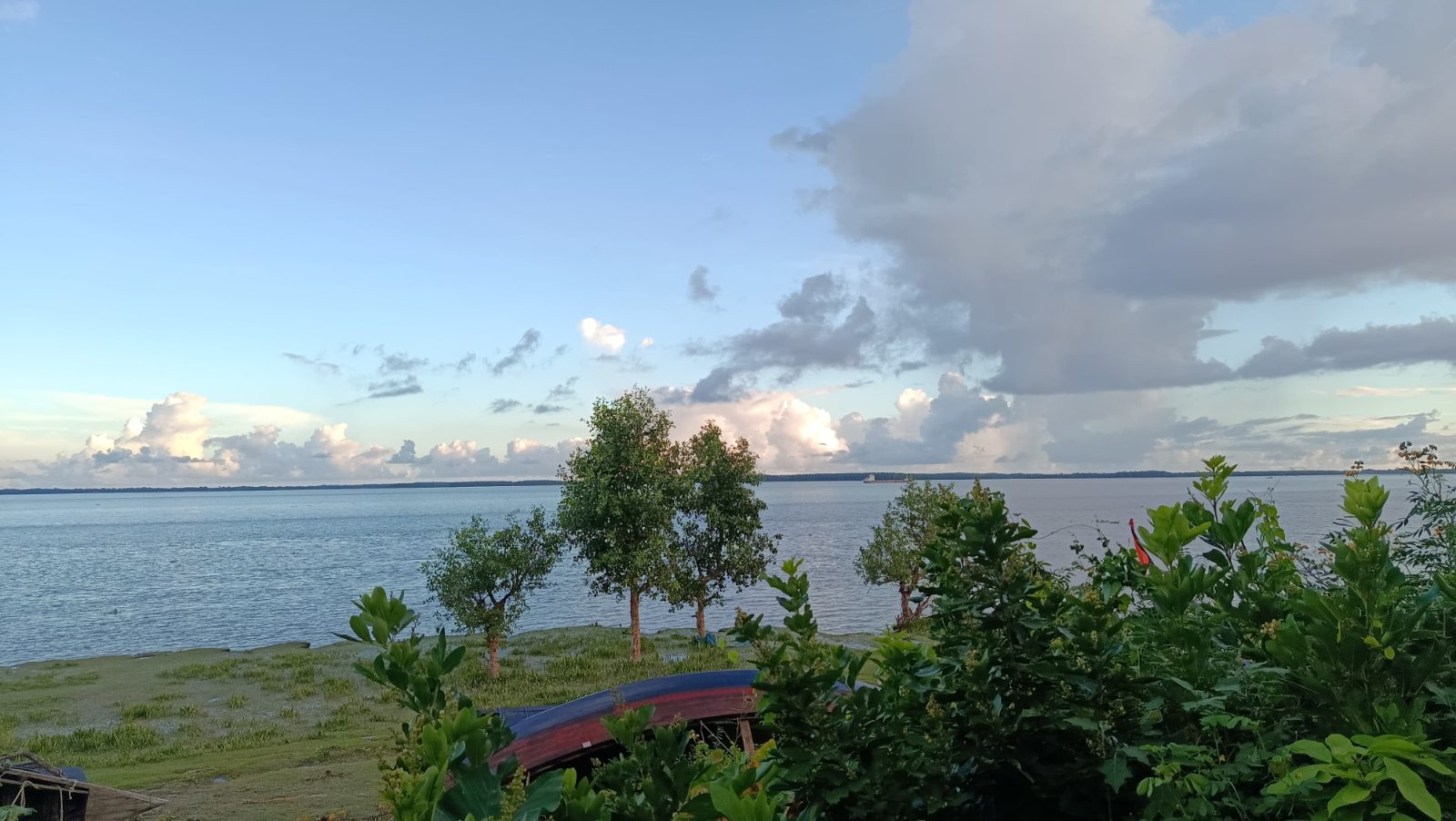পান পট্টি লঞ্চঘাট: ছবি ৪