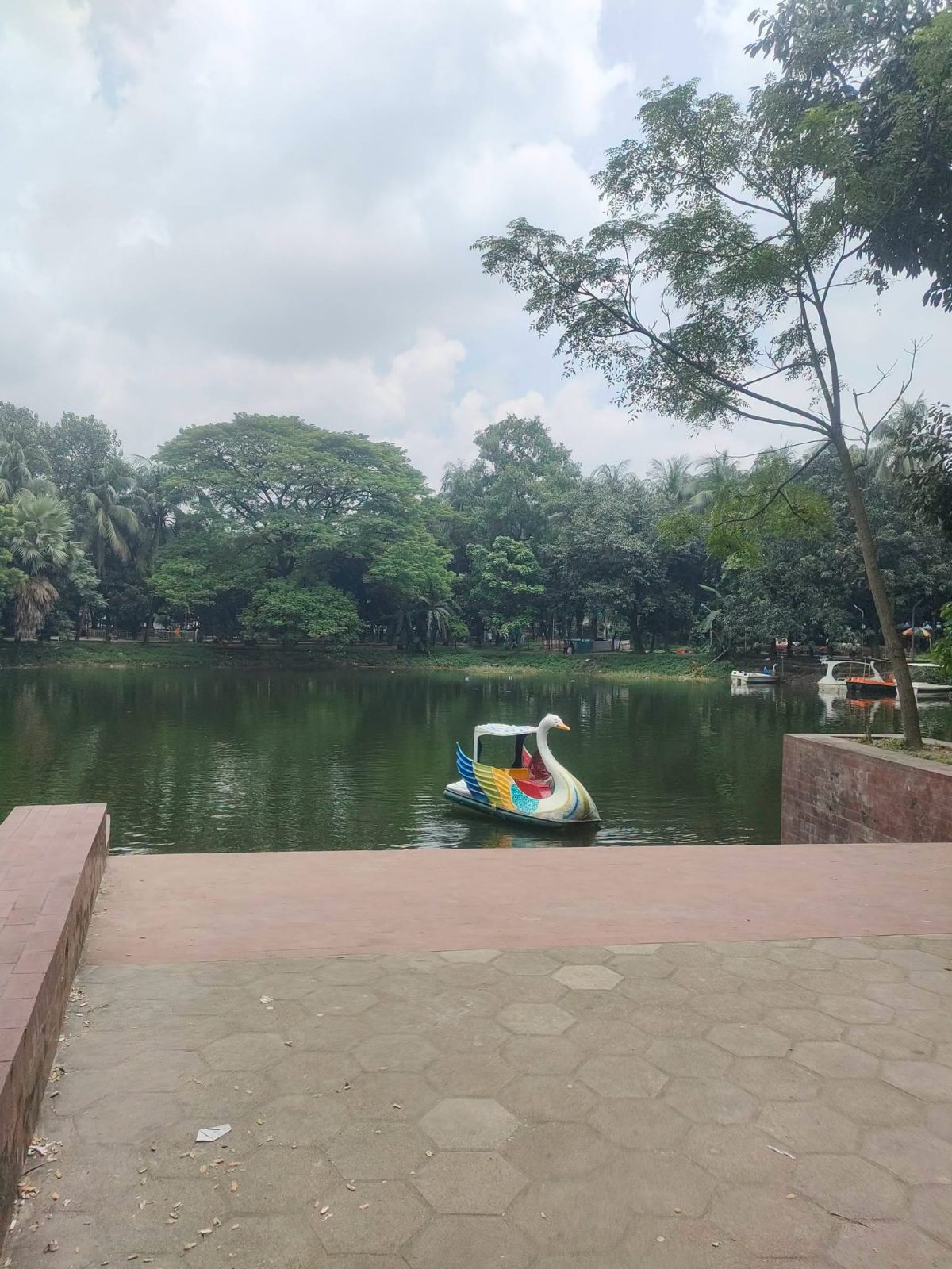 গুলিস্তান পার্ক / শহীদ মতিউর পার্ক: ছবি ২