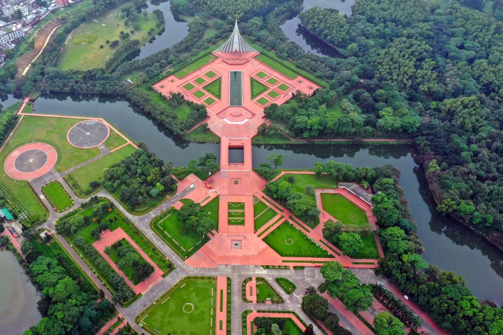 জাতীয় স্মৃতিসৌধ: ছবি ৩