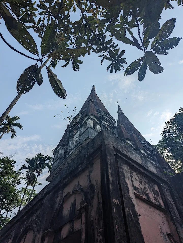 বাবুর বাড়ির মঠ: ছবি ২